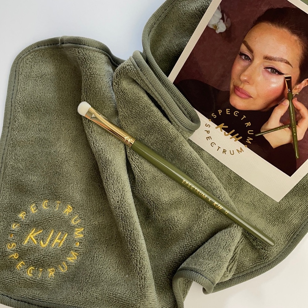 Katie Jane Hughes x Spectrum Brushes #12 KJH